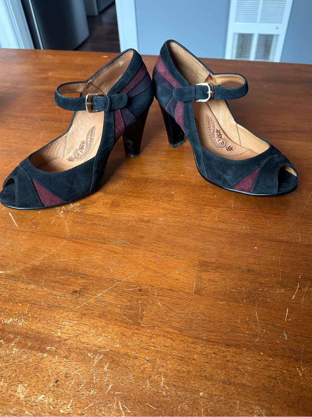 Sofft Suede Color Block Peep Toe Mary Jane Heels Size 8.5
